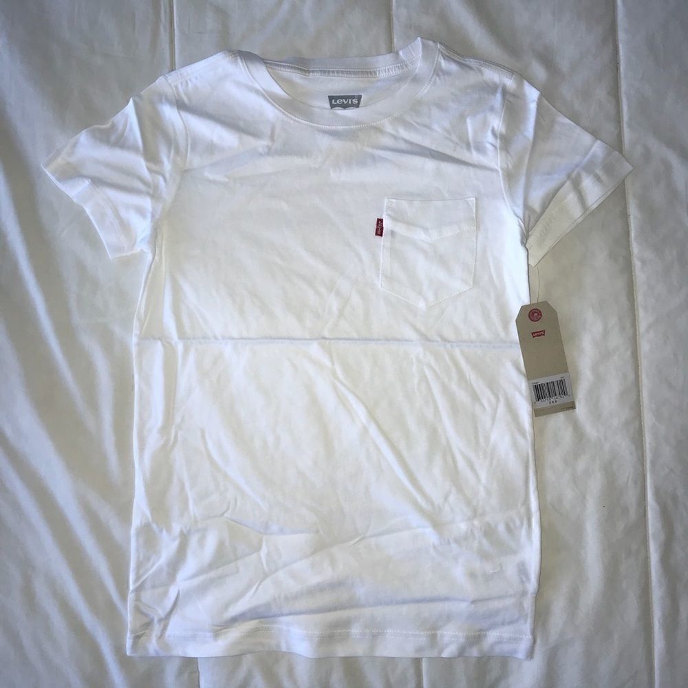 Levi's Boys' One Pocket T-Shirt